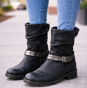 Ouye Size 39Ouye Black Leather Moto Boots S 39 Made in Italy Buckle Ankle Boots